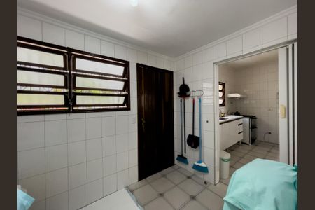 Casa à venda com 280m², 3 quartos e 3 vagasÁrea de Serviço