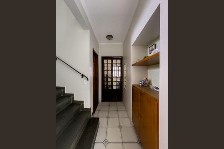 Casa à venda com 280m², 3 quartos e 3 vagasCorredor