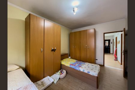 Casa à venda com 280m², 3 quartos e 3 vagasSuíte