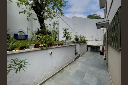 Casa à venda com 280m², 3 quartos e 3 vagasQuintal e Jardim