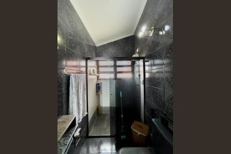 Casa à venda com 280m², 3 quartos e 3 vagasBanheiro