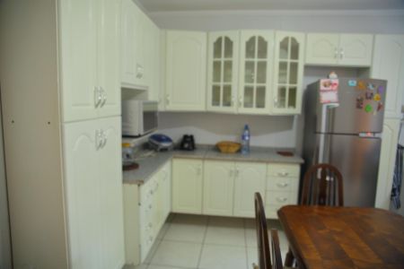 Casa à venda com 110m², 2 quartos e 1 vagaCozinha/Copa