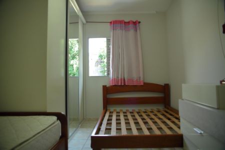 Casa à venda com 110m², 2 quartos e 1 vagaQuarto 2