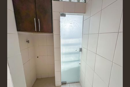 Studio para alugar com 24m², 1 quarto e sem vaga Studio para alugar com 24m², 1 quarto e sem vagaCorredor para Banheiro