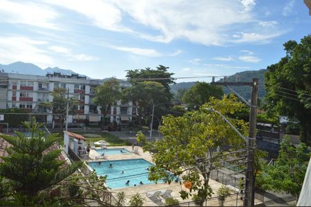 Apartamento à venda com 60m², 2 quartos e 2 vagasVista da Área de Serviço