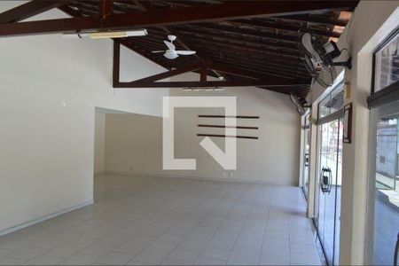 Apartamento à venda com 60m², 2 quartos e 2 vagasÁrea comum - Salão de festas