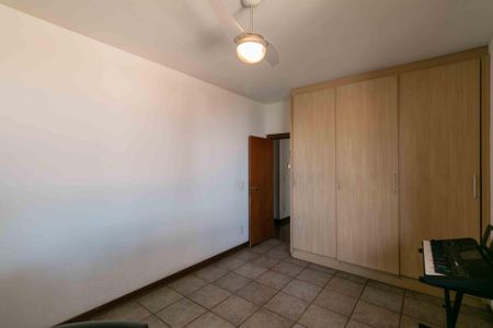 Casa à venda com 460m², 5 quartos e 5 vagasQuarto 2