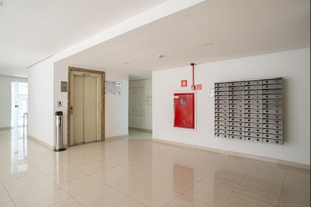 Apartamento para alugar com 50m², 1 quarto e 1 vagaÁrea comum - Hall Social