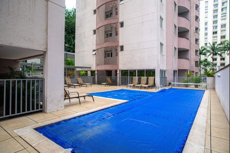 Apartamento para alugar com 50m², 1 quarto e 1 vagaÁrea comum - Piscina