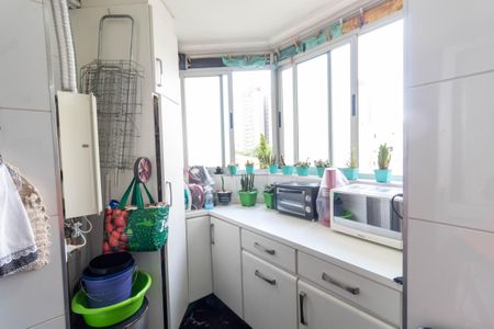 Apartamento à venda com 73m², 3 quartos e 2 vagas Apartamento à venda com 73m², 3 quartos e 2 vagasLavanderia