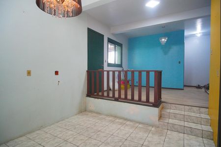 Casa à venda com 296m², 4 quartos e 2 vagas Casa à venda com 296m², 4 quartos e 2 vagasSala de Jantar