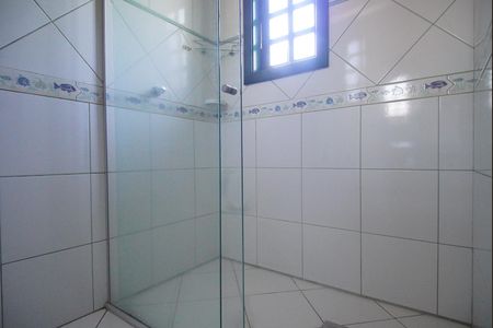Casa à venda com 296m², 4 quartos e 2 vagas Casa à venda com 296m², 4 quartos e 2 vagasBanheiro da Suíte