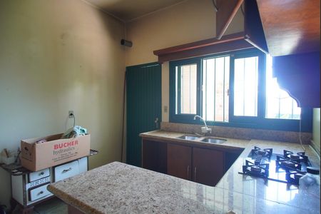 Casa à venda com 296m², 4 quartos e 2 vagas Casa à venda com 296m², 4 quartos e 2 vagasBanheiro 2