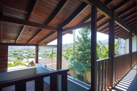 Casa à venda com 296m², 4 quartos e 2 vagas Casa à venda com 296m², 4 quartos e 2 vagasvaranda do Quarto 1