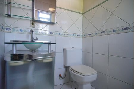 Casa à venda com 296m², 4 quartos e 2 vagas Casa à venda com 296m², 4 quartos e 2 vagasBanheiro da Suíte
