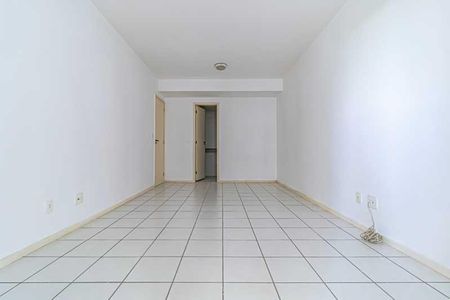 Apartamento à venda com 94m², 2 quartos e 1 vaga