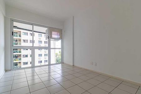 Apartamento à venda com 94m², 2 quartos e 1 vaga