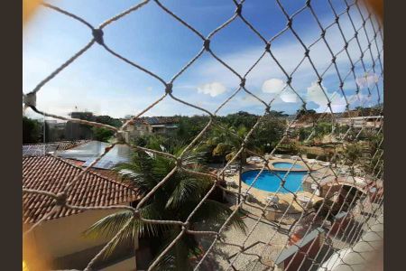 Casa de condomínio à venda com 215m², 3 quartos e 2 vagas