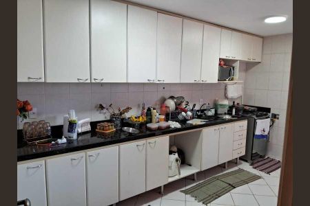 Apartamento à venda com 146m², 3 quartos e 3 vagas