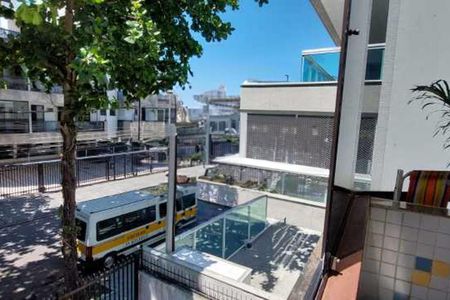 Apartamento à venda com 93m², 2 quartos e 1 vaga