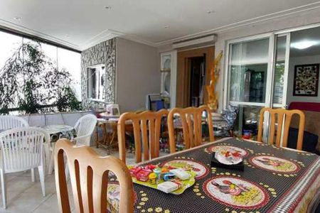 Apartamento à venda com 93m², 2 quartos e 1 vaga