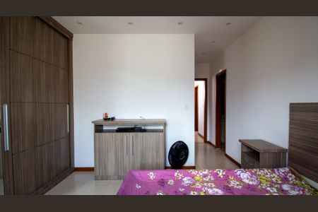 Apartamento à venda com 275m², 3 quartos e 3 vagasSuíte 2