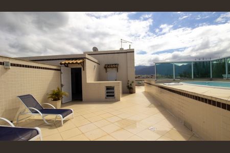 Apartamento à venda com 275m², 3 quartos e 3 vagasCobertura