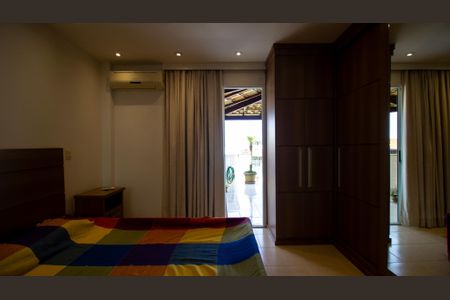 Apartamento à venda com 275m², 3 quartos e 3 vagasSuíte 1