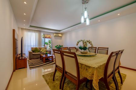 Apartamento à venda com 275m², 3 quartos e 3 vagasSala