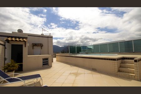 Apartamento à venda com 275m², 3 quartos e 3 vagasCobertura