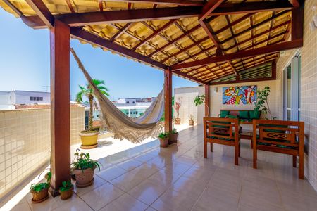 Apartamento à venda com 275m², 3 quartos e 3 vagasVaranda