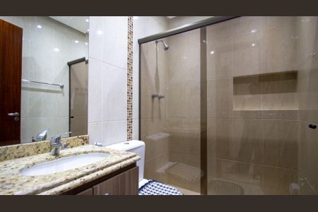 Apartamento à venda com 275m², 3 quartos e 3 vagasBanheiro da Suíte 2