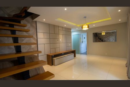 Apartamento à venda com 175m², 4 quartos e 2 vagasSala