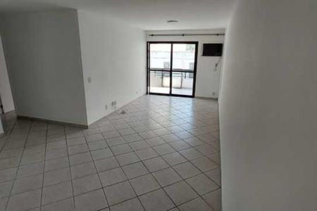 Apartamento à venda com 78m², 2 quartos e 1 vaga