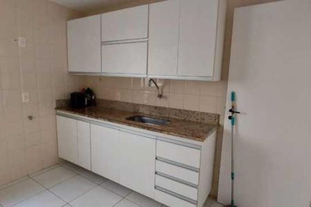 Apartamento à venda com 78m², 2 quartos e 1 vaga