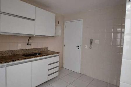 Apartamento à venda com 78m², 2 quartos e 1 vaga