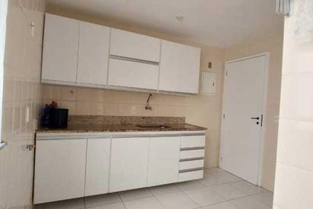Apartamento à venda com 78m², 2 quartos e 1 vaga