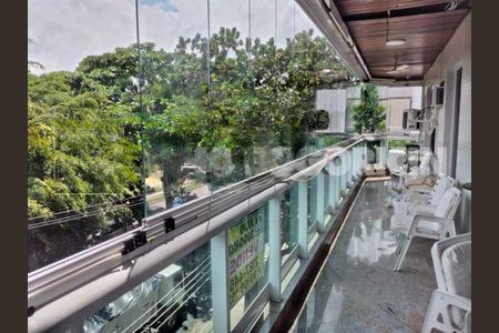 Apartamento à venda com 229m², 4 quartos e 3 vagas