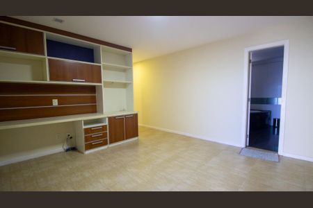 Apartamento à venda com 669m², 4 quartos e 4 vagas Apartamento à venda com 669m², 4 quartos e 4 vagasSuíte 3