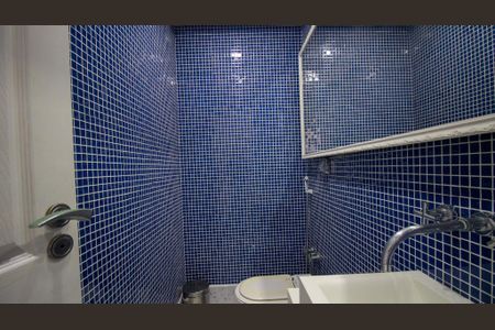 Apartamento à venda com 669m², 4 quartos e 4 vagas Apartamento à venda com 669m², 4 quartos e 4 vagasLavabo