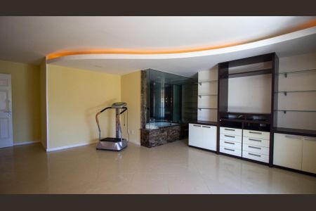 Apartamento à venda com 669m², 4 quartos e 4 vagas Apartamento à venda com 669m², 4 quartos e 4 vagasSuíte 1