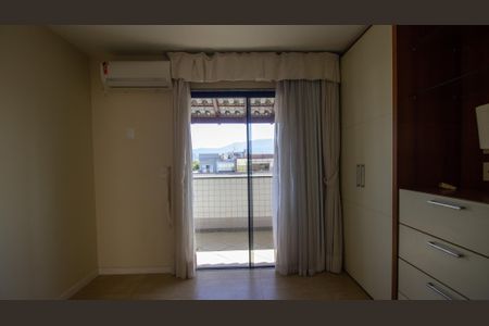 Apartamento à venda com 669m², 4 quartos e 4 vagas Apartamento à venda com 669m², 4 quartos e 4 vagasSuíte 4