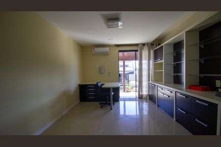 Apartamento à venda com 669m², 4 quartos e 4 vagas Apartamento à venda com 669m², 4 quartos e 4 vagasQuarto 1