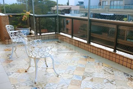 Apartamento à venda com 261m², 4 quartos e 3 vagas