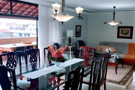 Apartamento à venda com 261m², 4 quartos e 3 vagas