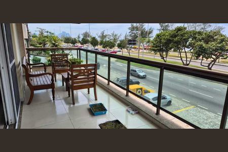 Apartamento à venda com 184m², 4 quartos e 4 vagas