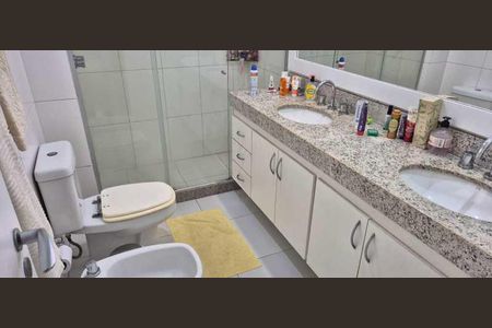 Apartamento à venda com 184m², 4 quartos e 4 vagas