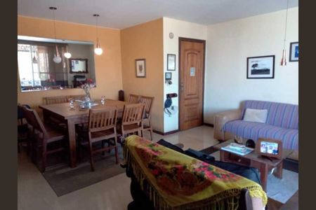 Apartamento à venda com 210m², 3 quartos e 2 vagas