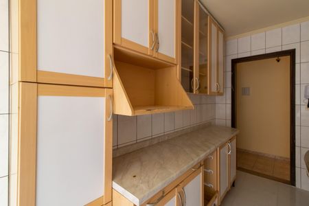 Apartamento para alugar com 56m², 2 quartos e 1 vaga Apartamento para alugar com 56m², 2 quartos e 1 vagaCozinha