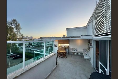 Apartamento à venda com 138m², 3 quartos e 2 vagasTerraço